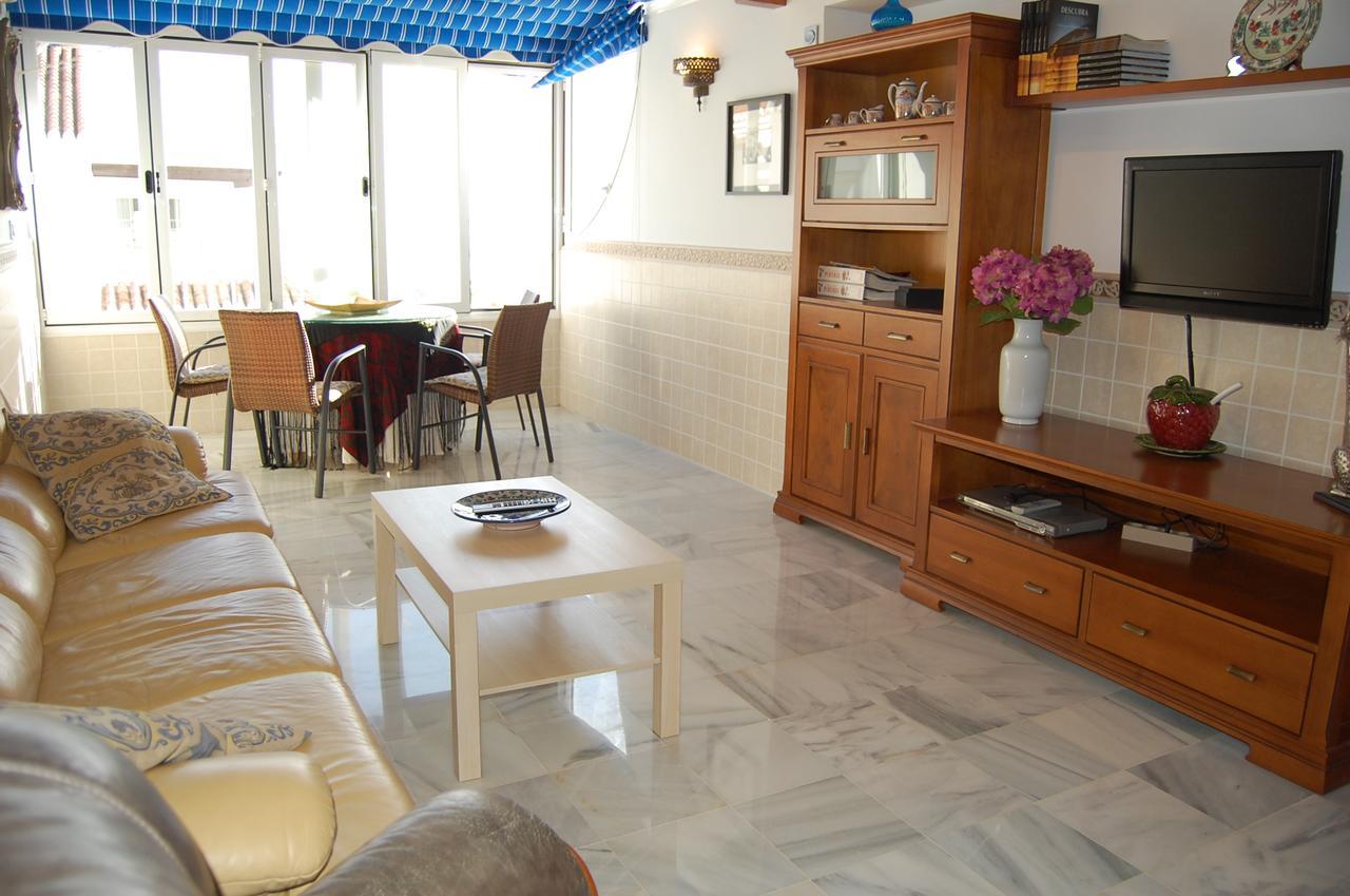 Apartment Fuentes De Nerja Eksteriør billede