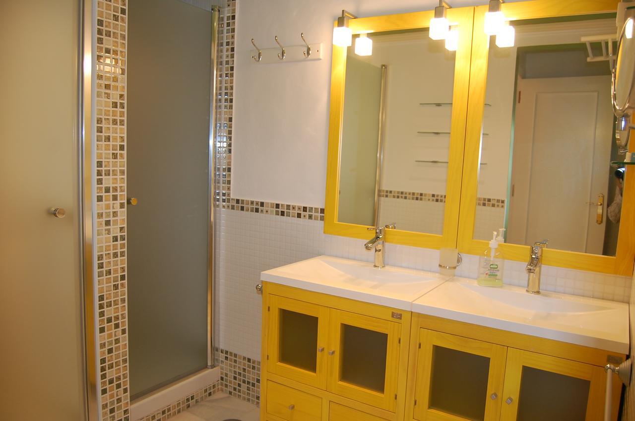 Apartment Fuentes De Nerja Eksteriør billede